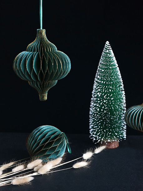 Paper Ornaments-Green 1101-02.jpg 